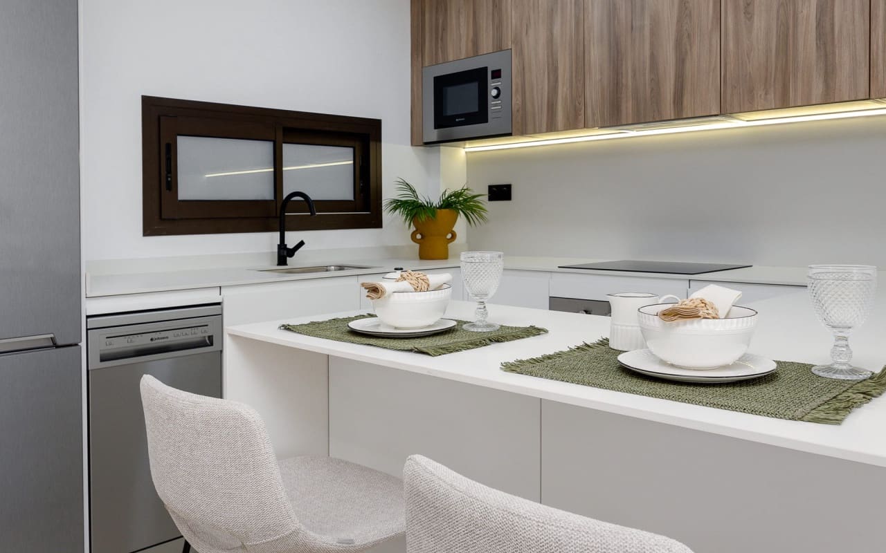 2 slaapkamer Appartement te koop in Los Alcazares met zwembad - € 260.000 (Ref: 9373874)