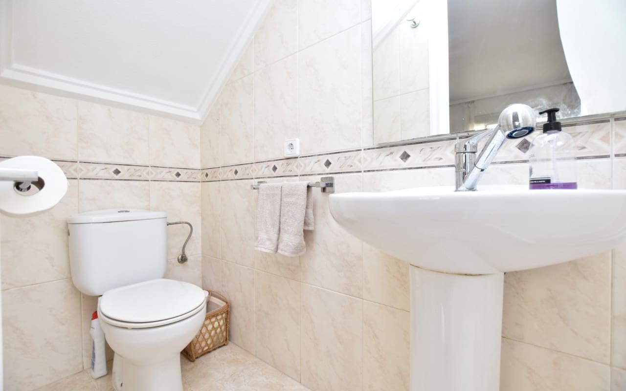 2 soveværelse Byhus til salg i Dona Pepa med swimmingpool - € 255.000 (Ref: 9379324)