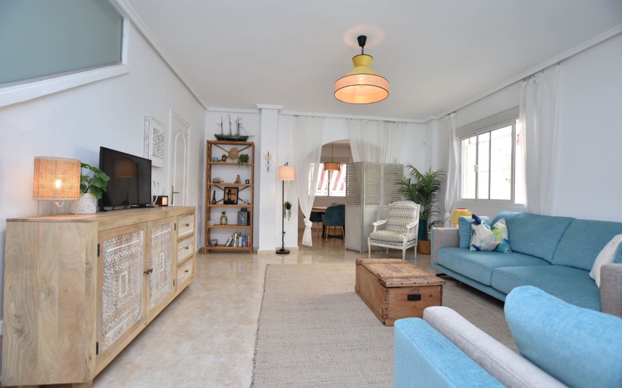 2 soveværelse Byhus til salg i Dona Pepa med swimmingpool - € 255.000 (Ref: 9379324)