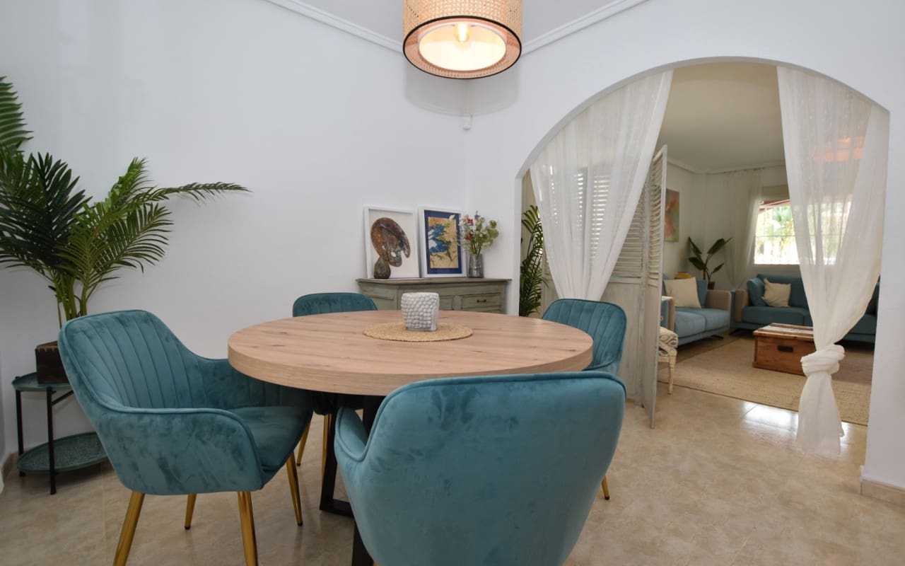 2 soveværelse Byhus til salg i Dona Pepa med swimmingpool - € 255.000 (Ref: 9379324)