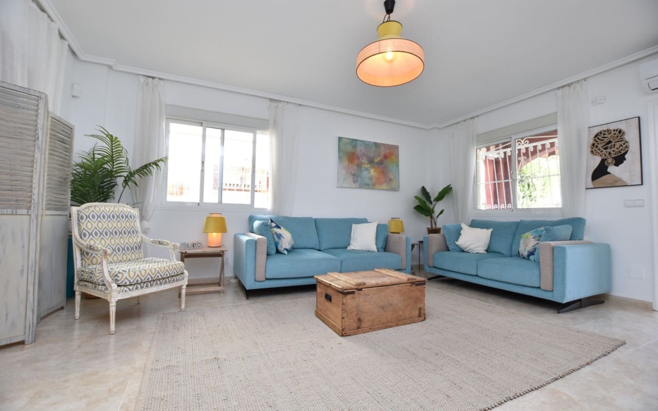 2 soveværelse Byhus til salg i Dona Pepa med swimmingpool - € 255.000 (Ref: 9379324)