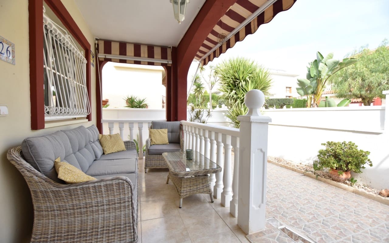 2 soveværelse Byhus til salg i Dona Pepa med swimmingpool - € 255.000 (Ref: 9379324)