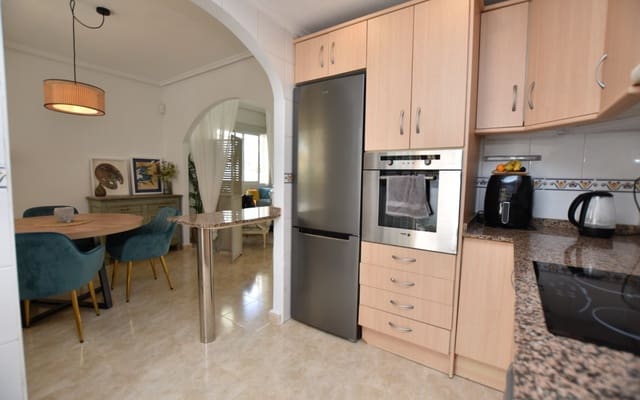 2 bedroom Townhouse for sale in Doña Pepa, Rojales with pool - € 255,000 (Ref: 9379324)