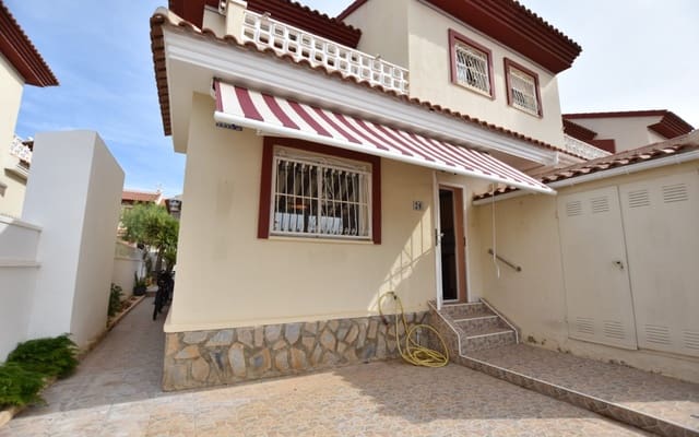 2 bedroom Townhouse for sale in Doña Pepa, Rojales with pool - € 255,000 (Ref: 9379324)