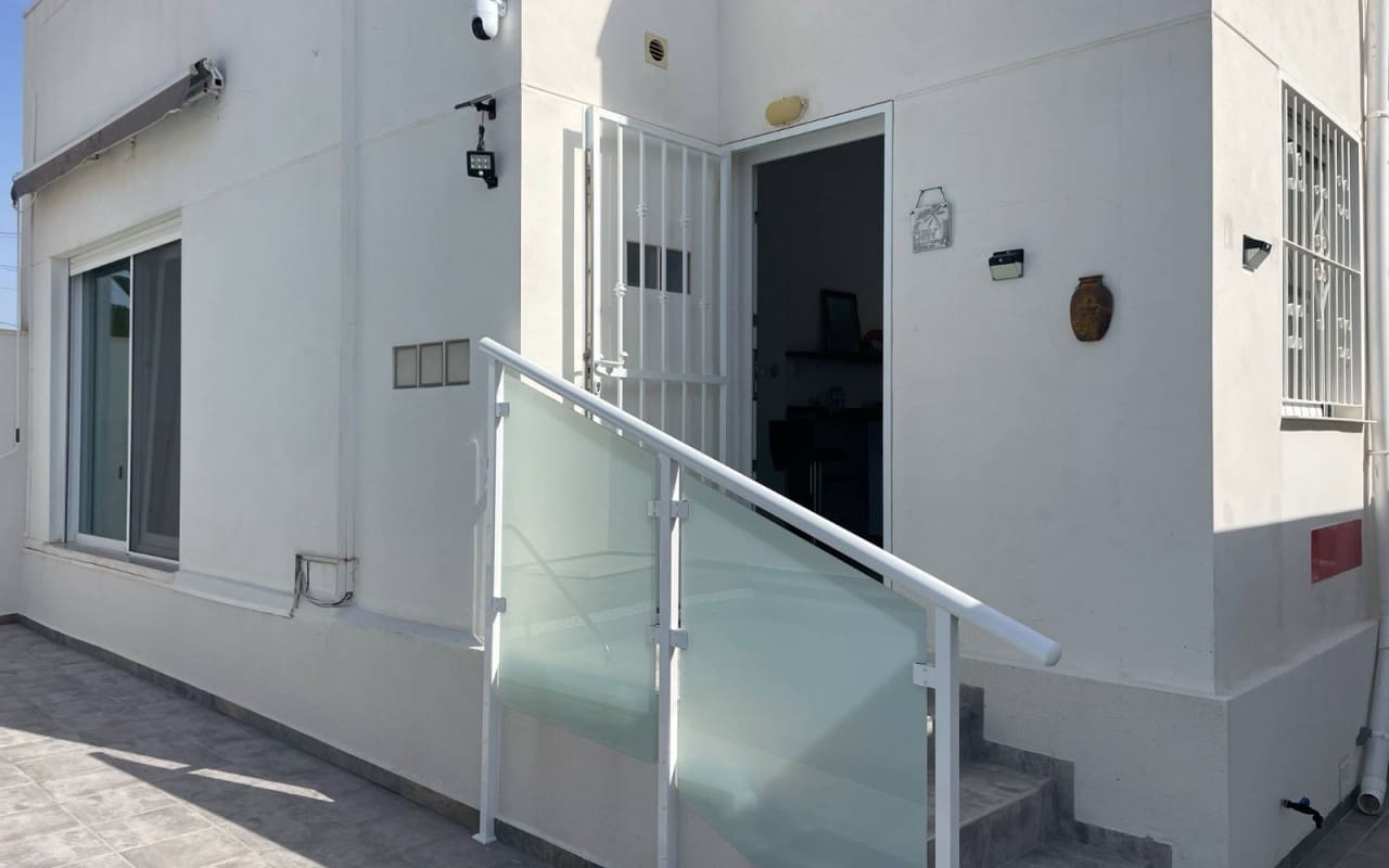 3 chambre Villa/Maison à vendre à San Luis avec piscine - 370 000 € (Ref: 9383774)