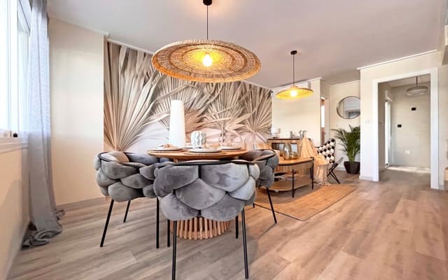 3 bedroom Townhouse for sale in Los Balcones with pool - € 299,000 (Ref: 9383776)