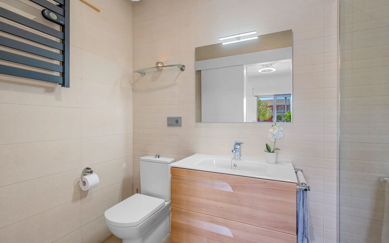 3 bedroom Townhouse for sale in Formentera del Segura with pool - € 339,000 (Ref: 9383778)