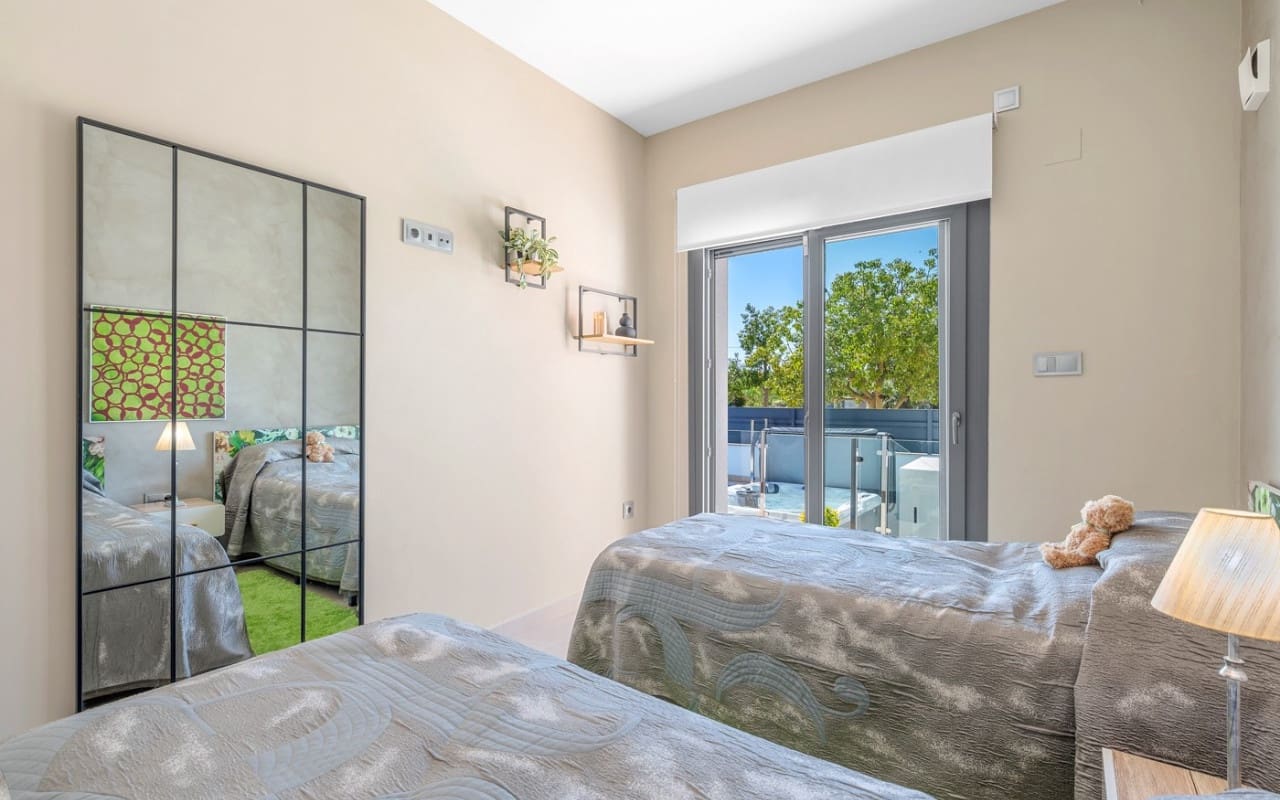 3 bedroom Townhouse for sale in Formentera del Segura with pool - € 339,000 (Ref: 9383778)