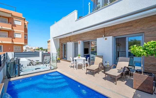 3 bedroom Townhouse for sale in Formentera del Segura with pool - € 339,000 (Ref: 9383778)