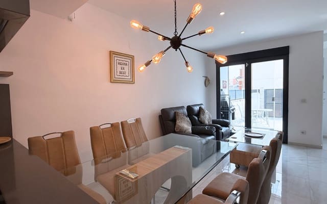 3 bedroom Townhouse for sale in Playa Flamenca, Orihuela with pool - € 330,000 (Ref: 9383779)