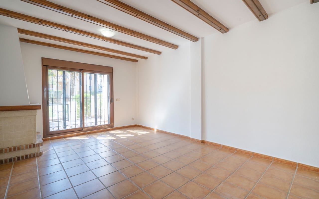 3 bedroom Townhouse for sale in Algorfa with pool - € 230,000 (Ref: 9383782)