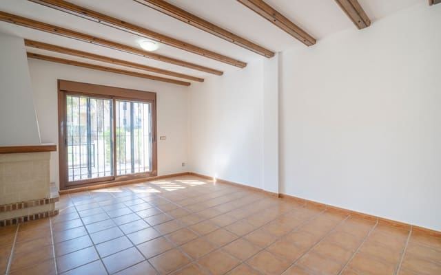 3 bedroom Townhouse for sale in Algorfa with pool - € 230,000 (Ref: 9383782)