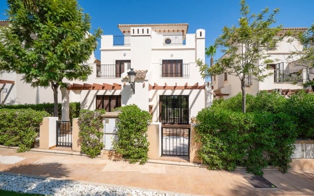3 bedroom Townhouse for sale in Algorfa with pool - € 230,000 (Ref: 9383782)