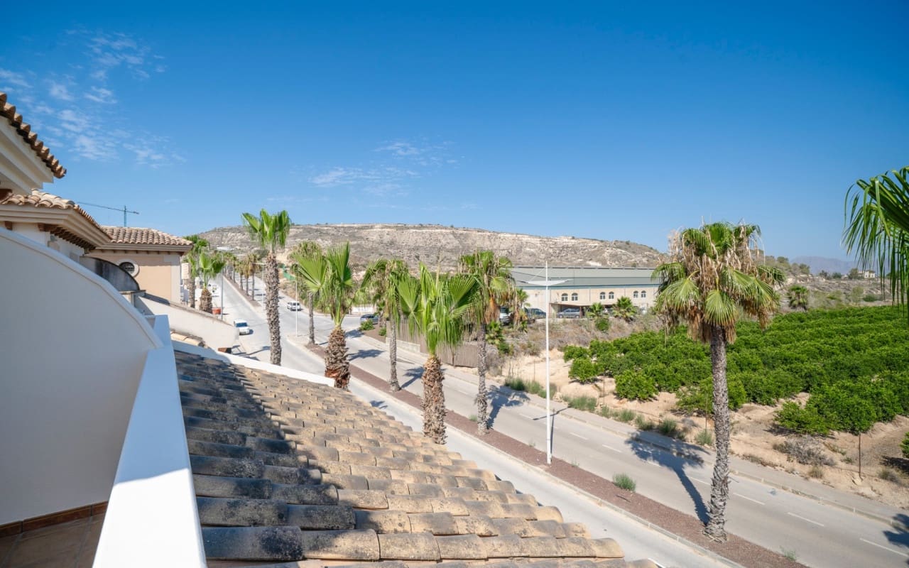 3 bedroom Townhouse for sale in Algorfa with pool - € 230,000 (Ref: 9383782)