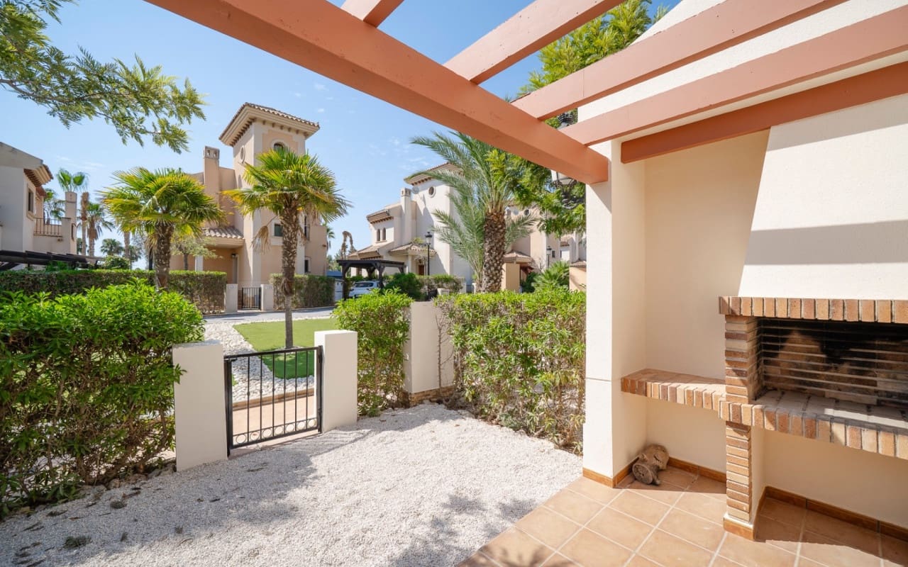 3 bedroom Townhouse for sale in Algorfa with pool - € 230,000 (Ref: 9383782)