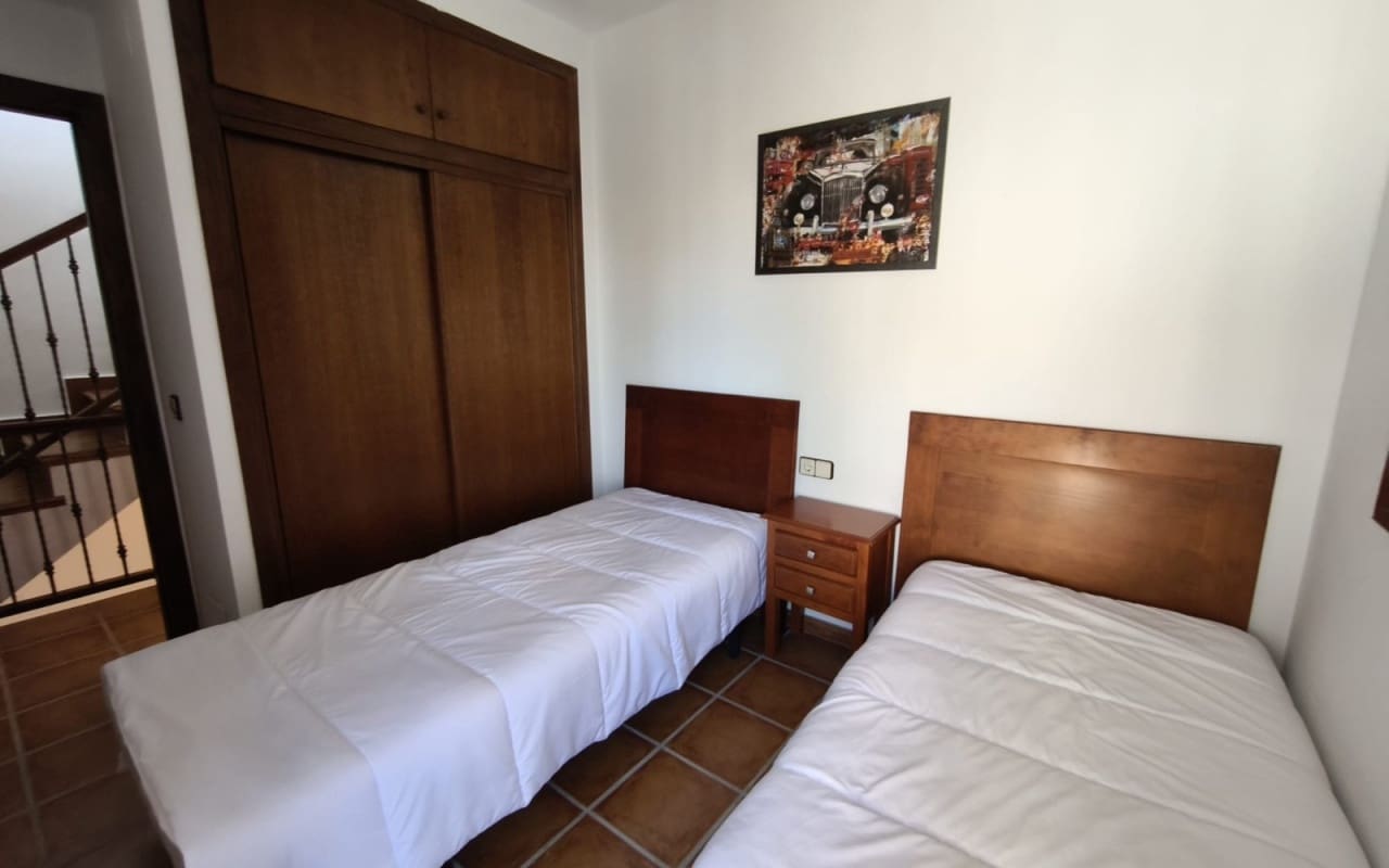 Chalet de 3 habitaciones en Algorfa en venta con piscina - 220.000 € (Ref: 9383783)