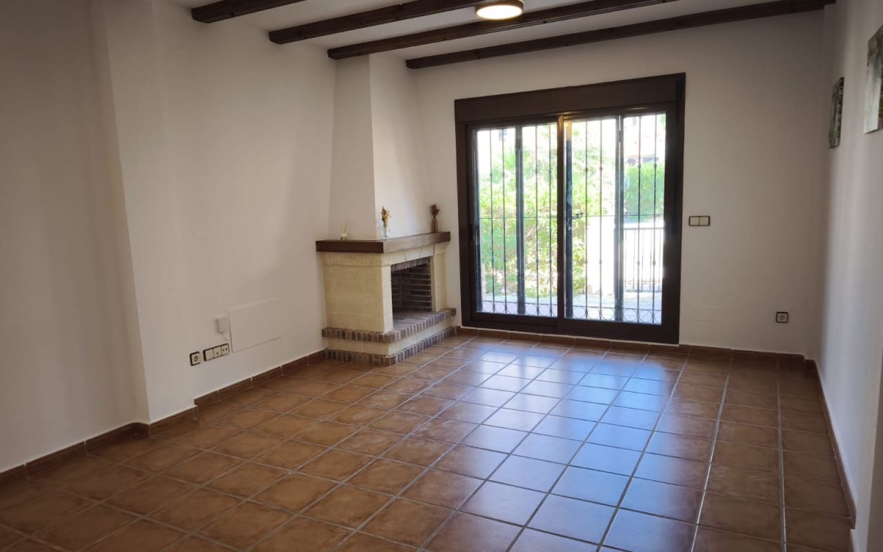 Chalet de 3 habitaciones en Algorfa en venta con piscina - 220.000 € (Ref: 9383783)