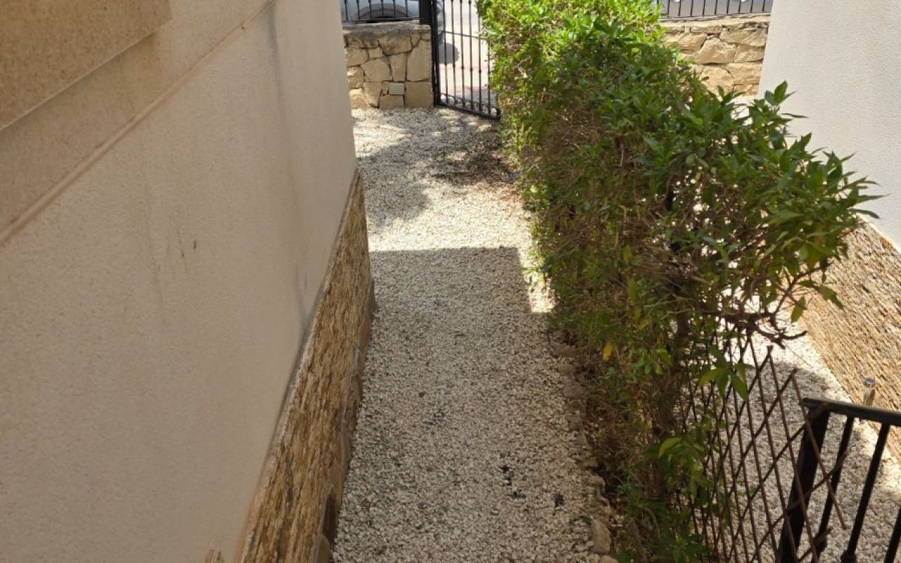 Chalet de 3 habitaciones en Algorfa en venta con piscina - 220.000 € (Ref: 9383783)