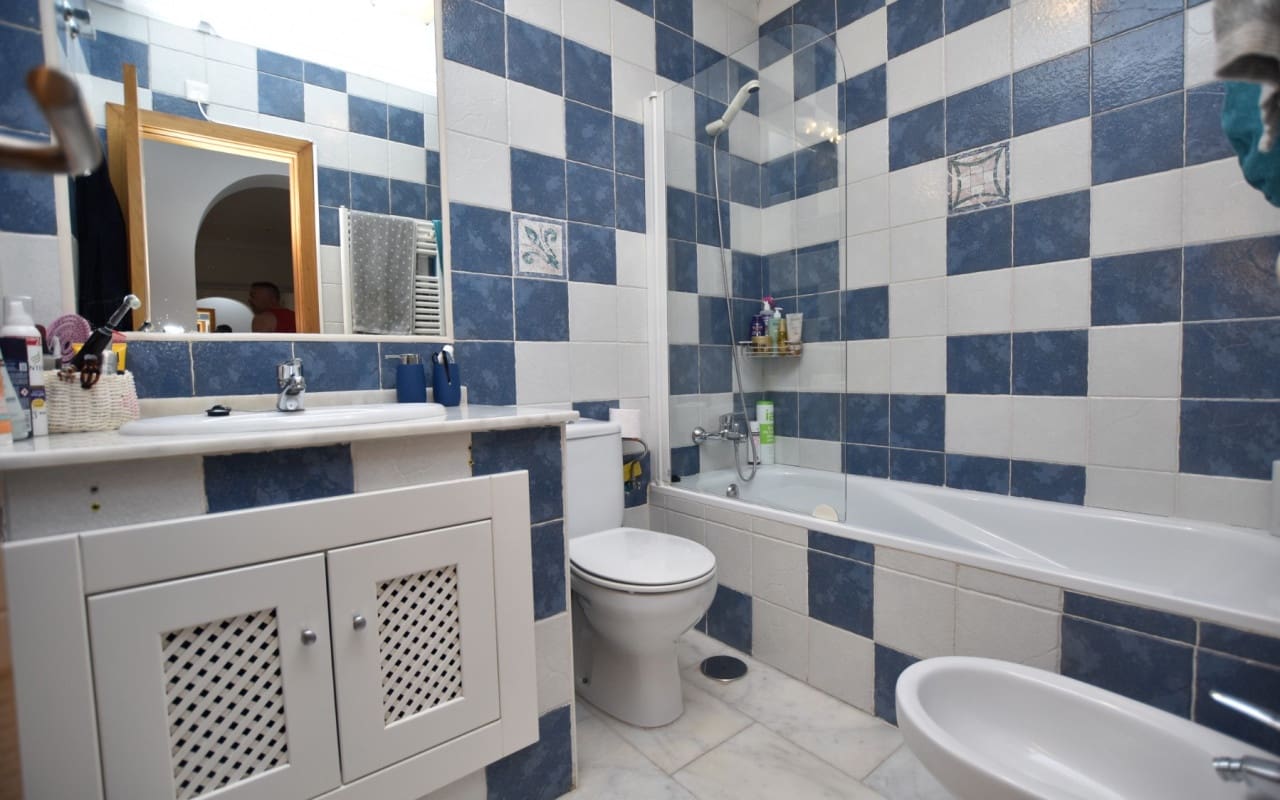 Casa de 3 habitaciones en Algorfa en venta con piscina - 195.000 € (Ref: 9383784)