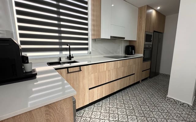 3 bedroom Townhouse for sale in El Raso, Guardamar del Segura with pool - € 214,900 (Ref: 9383787)