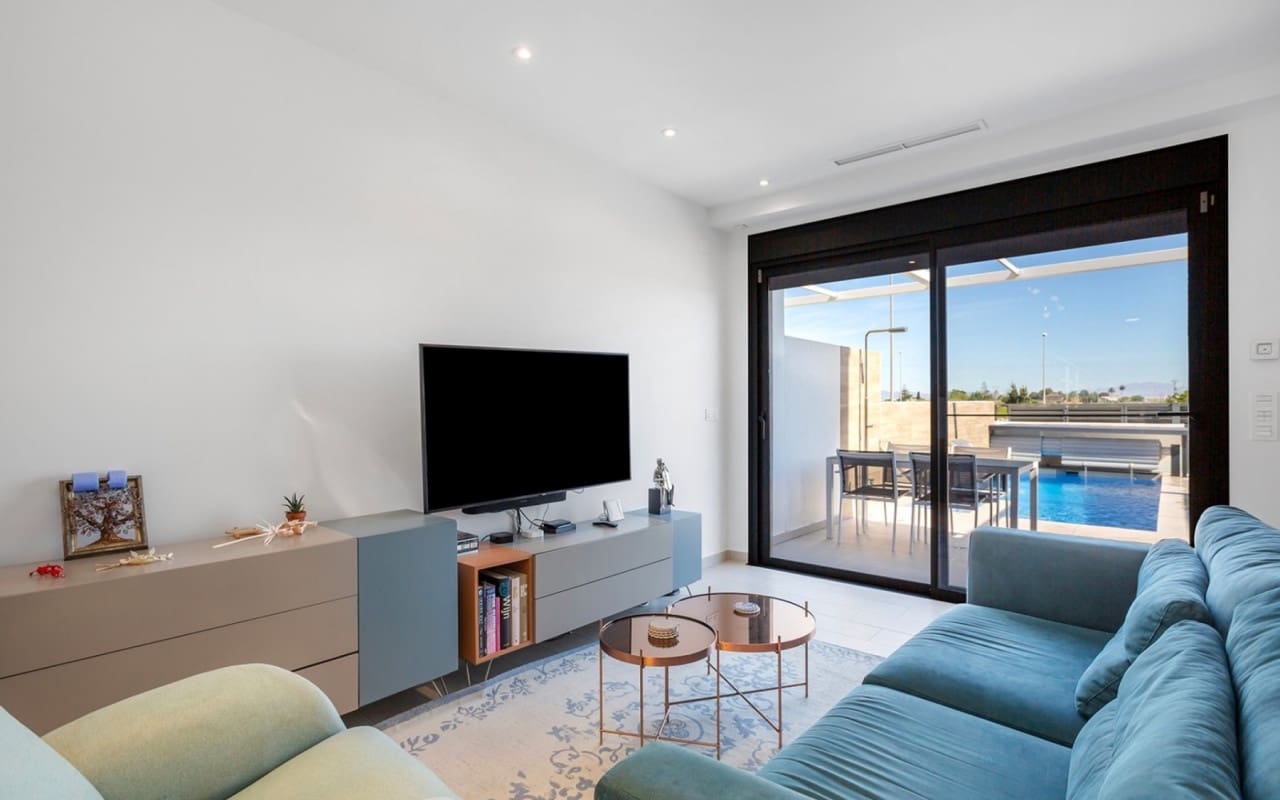 3 slaapkamer Huis te koop in Ciudad Quesada met zwembad - € 389.000 (Ref: 9383789)