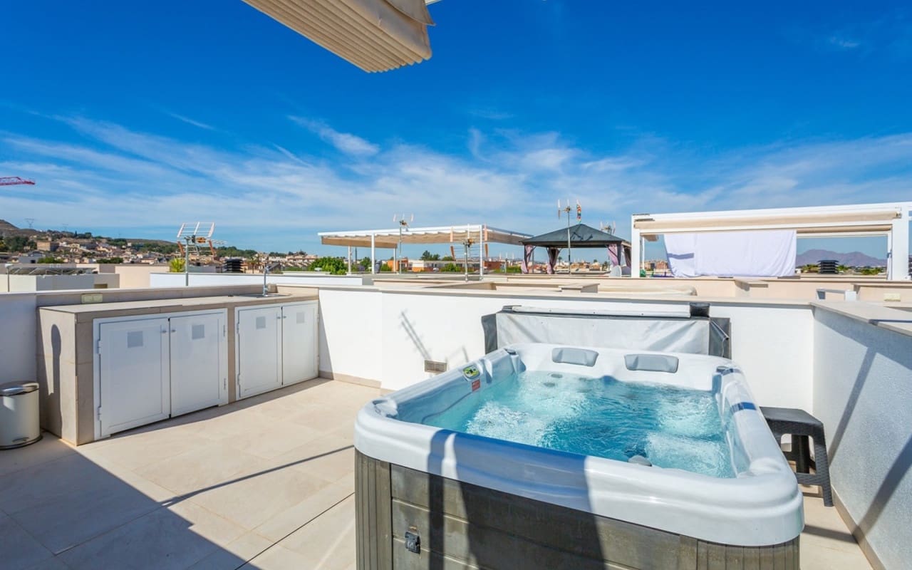 3 slaapkamer Huis te koop in Ciudad Quesada met zwembad - € 389.000 (Ref: 9383789)