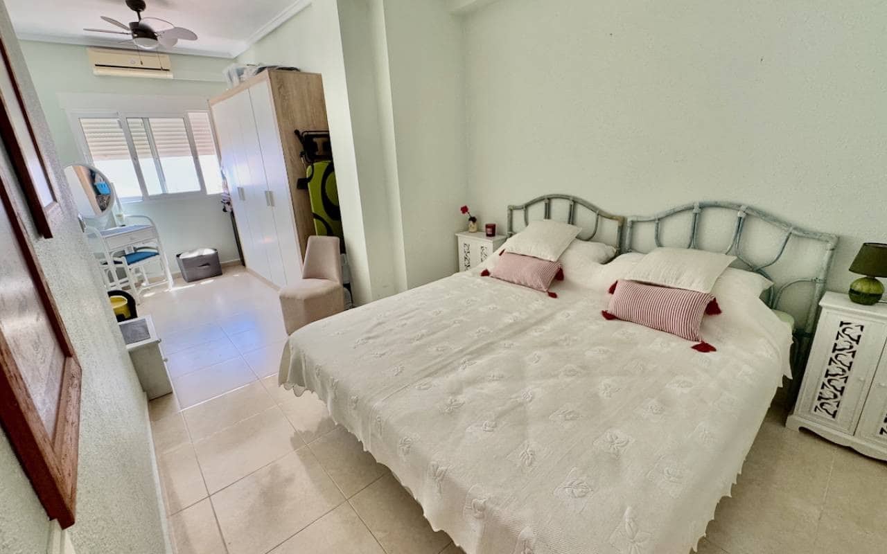 3 quarto Moradia para venda em Ciudad Quesada com piscina - 375 000 € (Ref: 9383790)