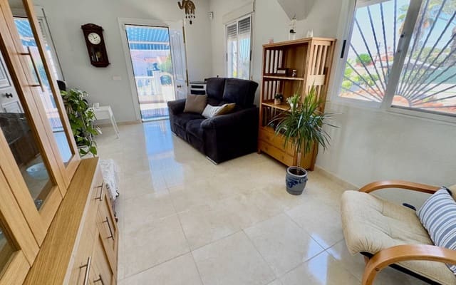 3 quarto Moradia para venda em Ciudad Quesada, Rojales com piscina - 375 000 € (Ref: 9383790)