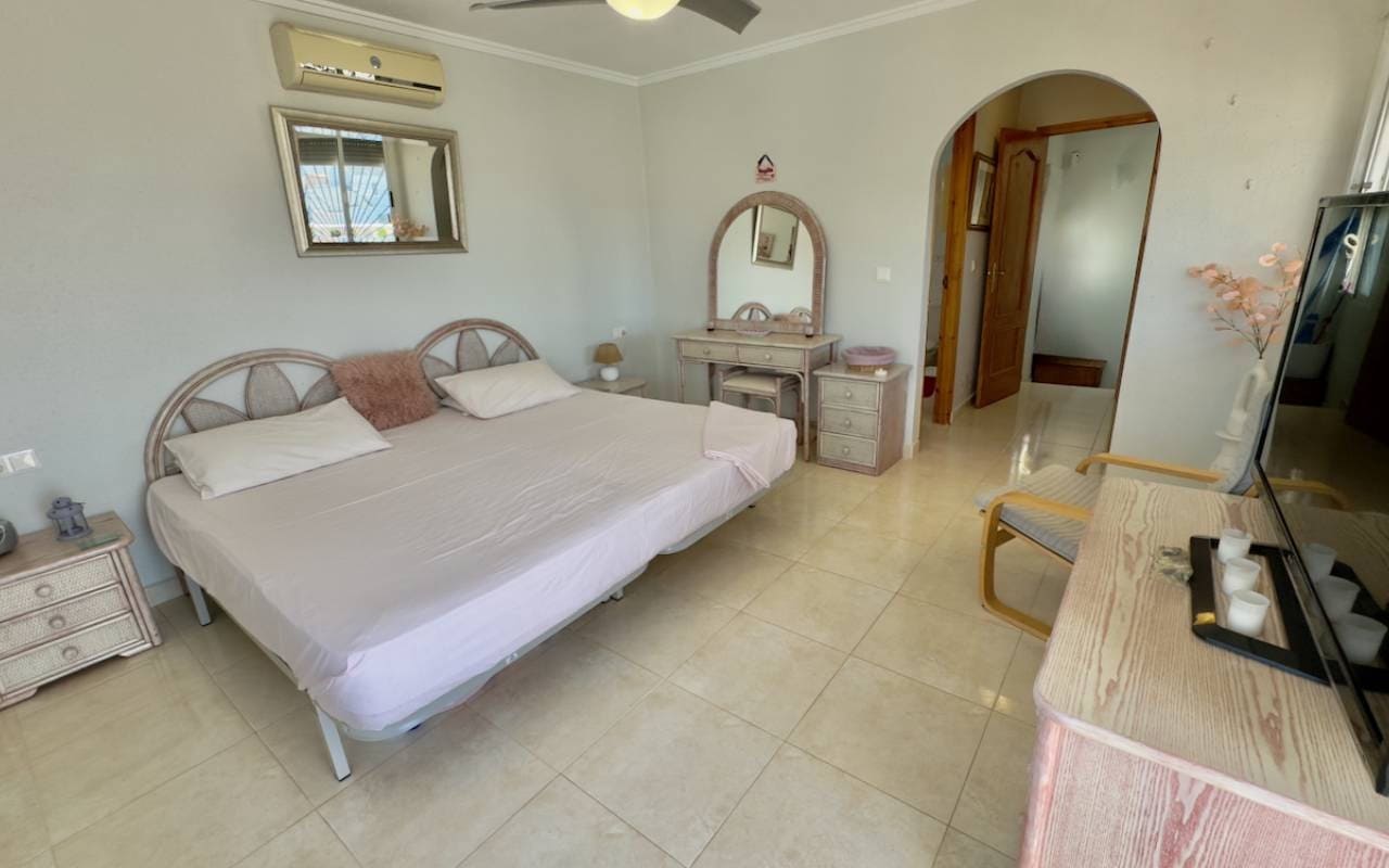 3 quarto Moradia para venda em Ciudad Quesada com piscina - 375 000 € (Ref: 9383790)