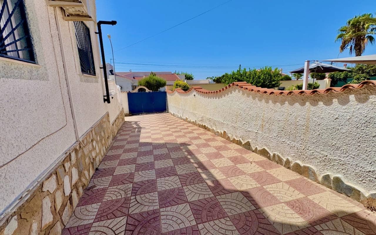 3 quarto Moradia para venda em Ciudad Quesada com piscina - 375 000 € (Ref: 9383790)