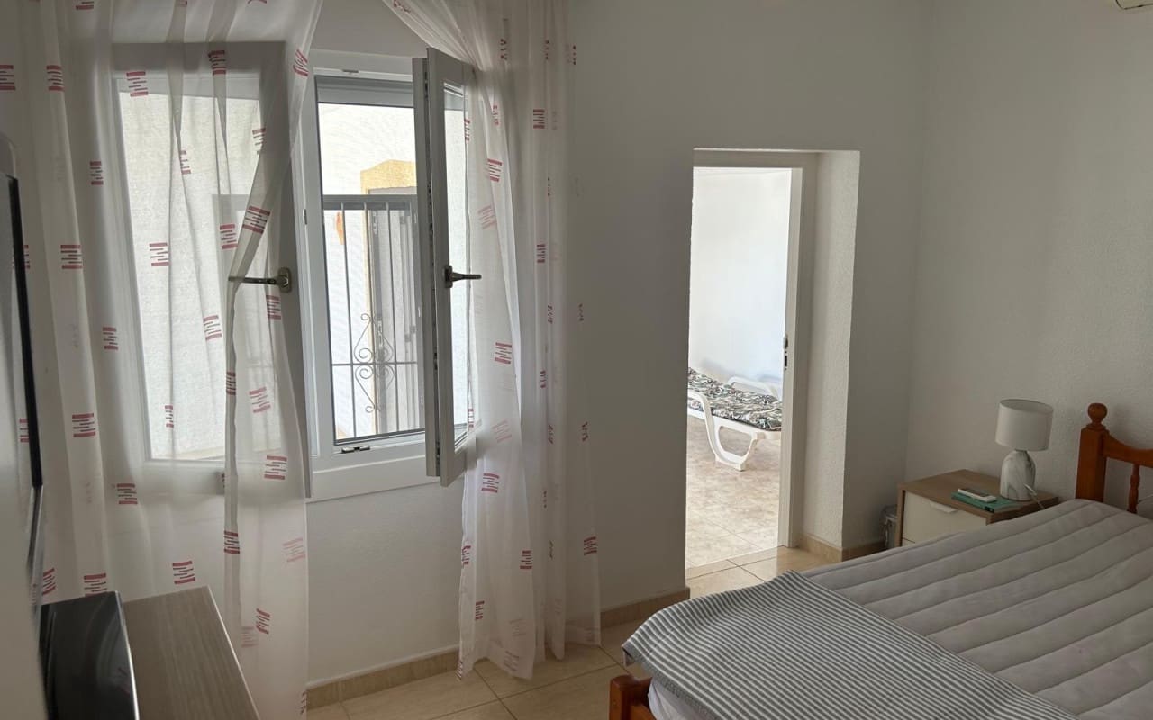 2 quarto Moradia para venda em La Marquesa com piscina - 215 000 € (Ref: 9383794)