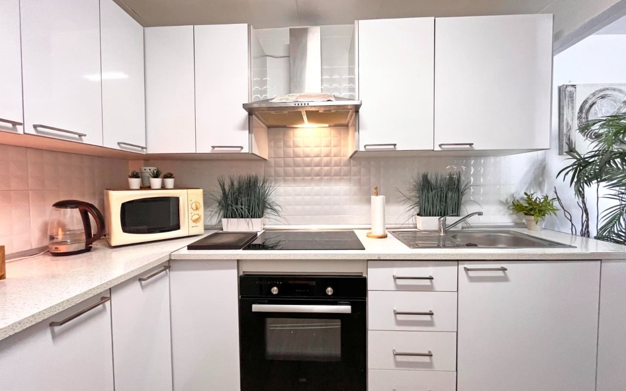 4 slaapkamer Villa te koop in La Zenia met zwembad - € 399.990 (Ref: 9383798)