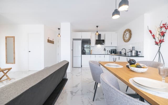 2 chambre Appartement de Plage à vendre à Punta Prima, Orihuela avec piscine - 275 000 € (Ref: 9383799)