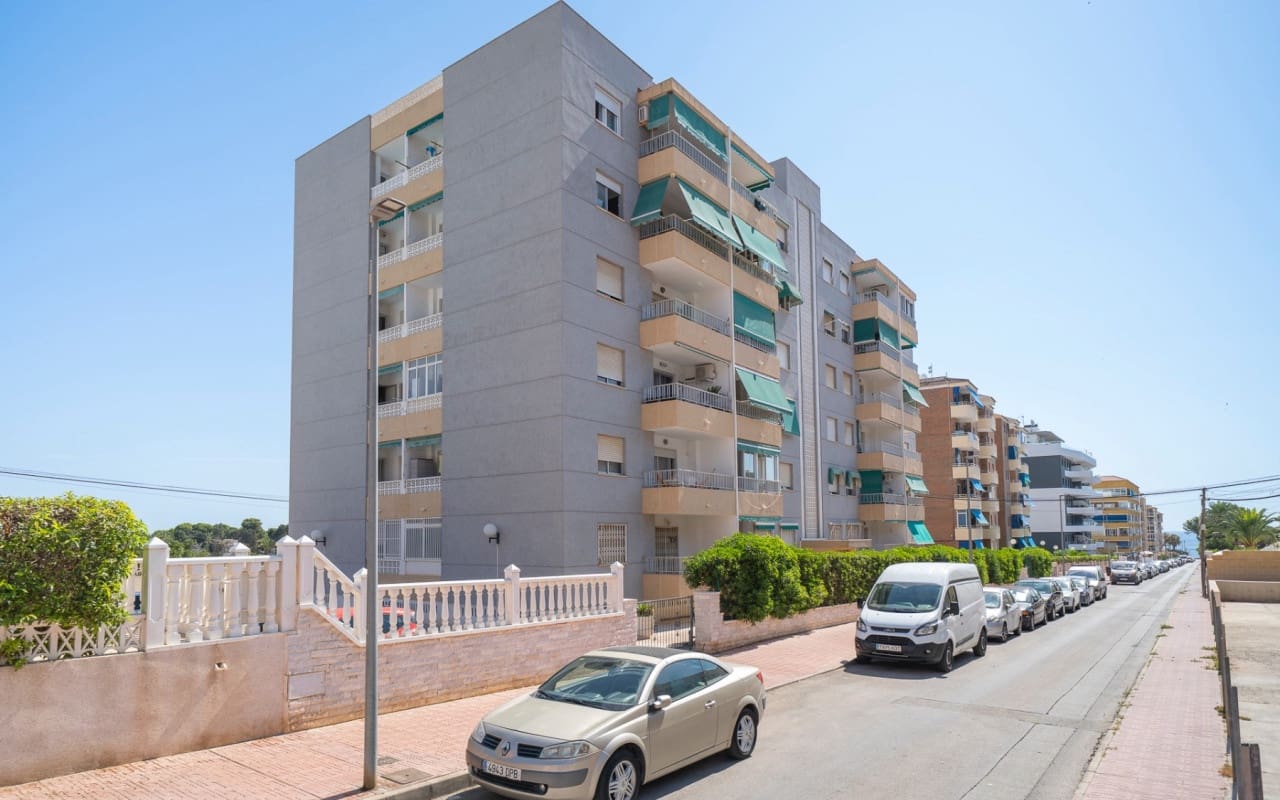 2 chambre Appartement de Plage à vendre à Orihuela Costa avec piscine - 275 000 € (Ref: 9383799)