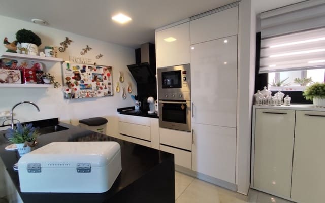 2 sypialnia Apartament na sprzedaż w La Florida, Orihuela z basenem - 246 000 € (Ref: 9383801)