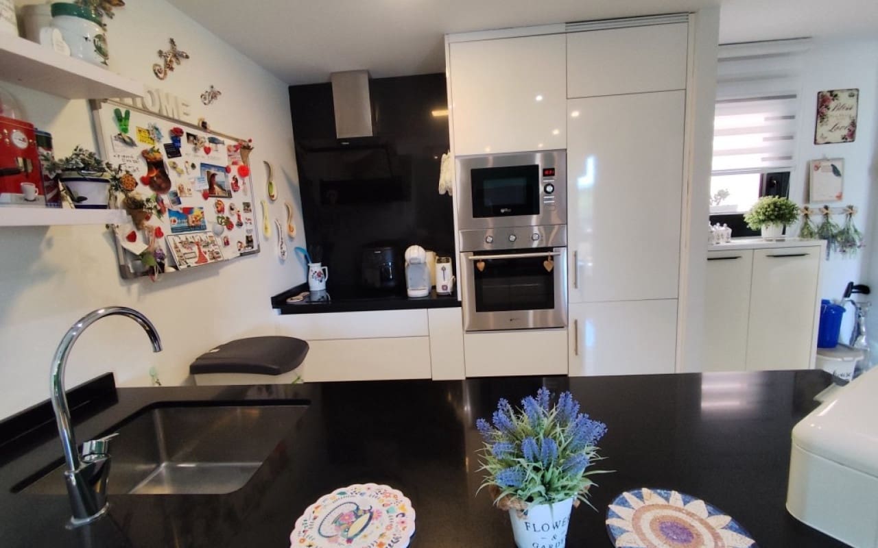 2 sypialnia Apartament na sprzedaż w Orihuela Costa z basenem - 246 000 € (Ref: 9383801)