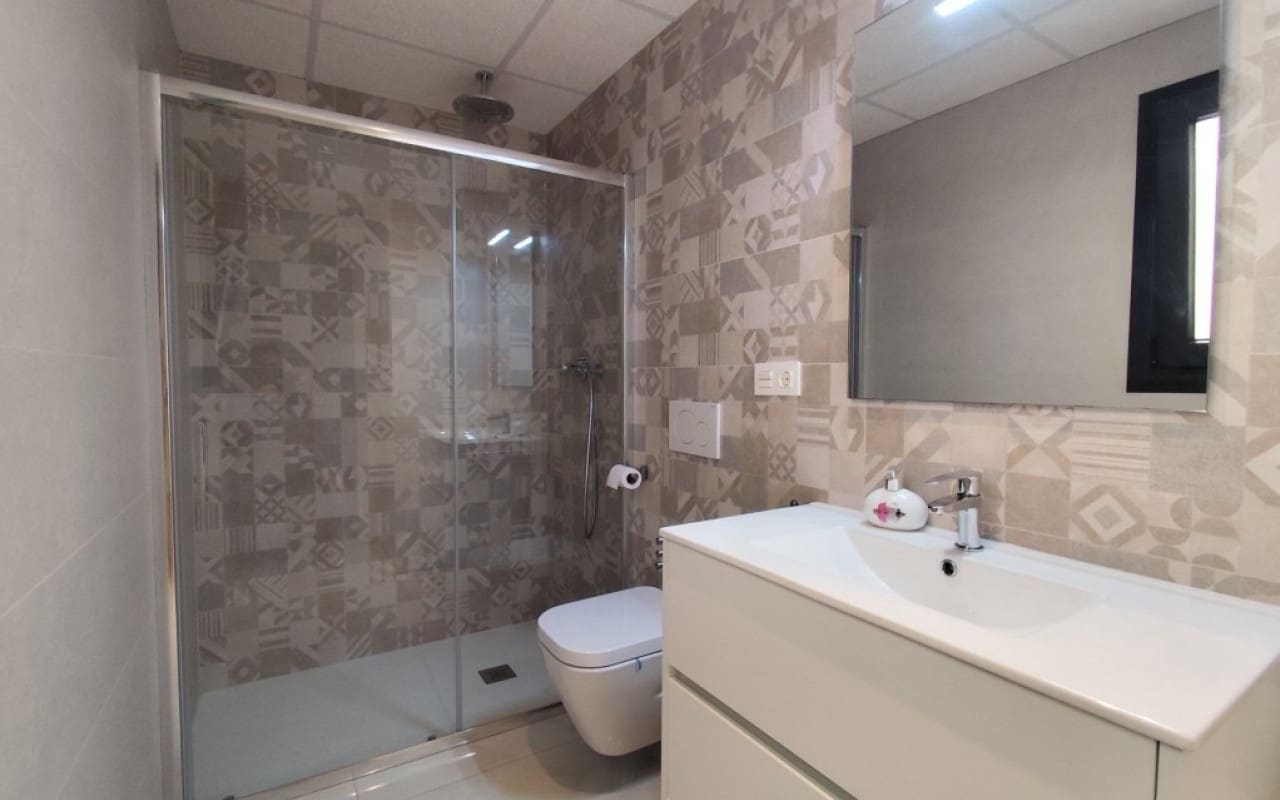 2 sypialnia Apartament na sprzedaż w Orihuela Costa z basenem - 246 000 € (Ref: 9383801)