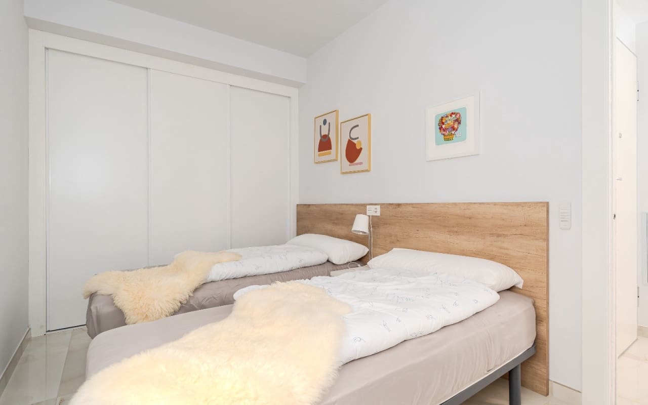 2 makuuhuone Huoneisto myytävänä paikassa Los Altos mukana uima-altaan - 239 000 € (Ref: 9383804)