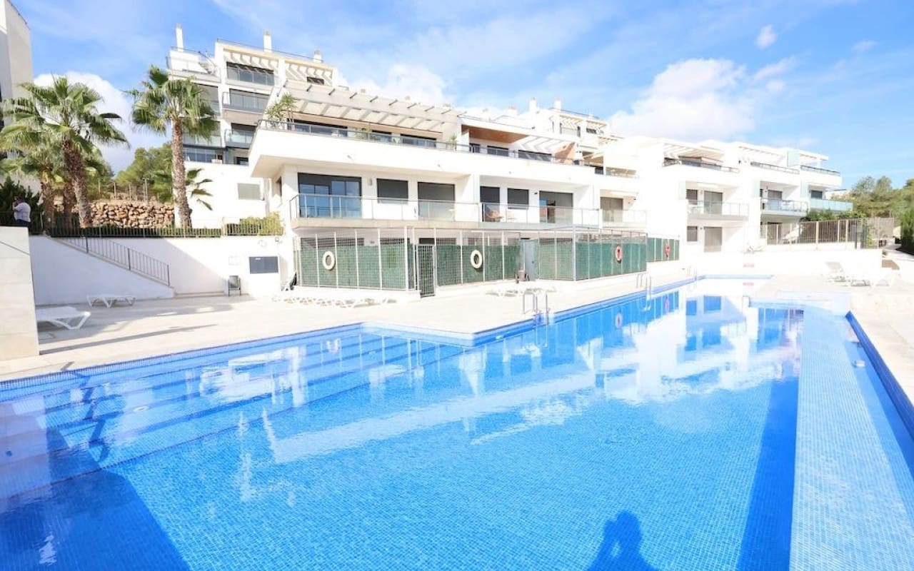 Apartamento de 2 habitaciones en Orihuela Costa en venta con piscina - 229.000 € (Ref: 9383805)