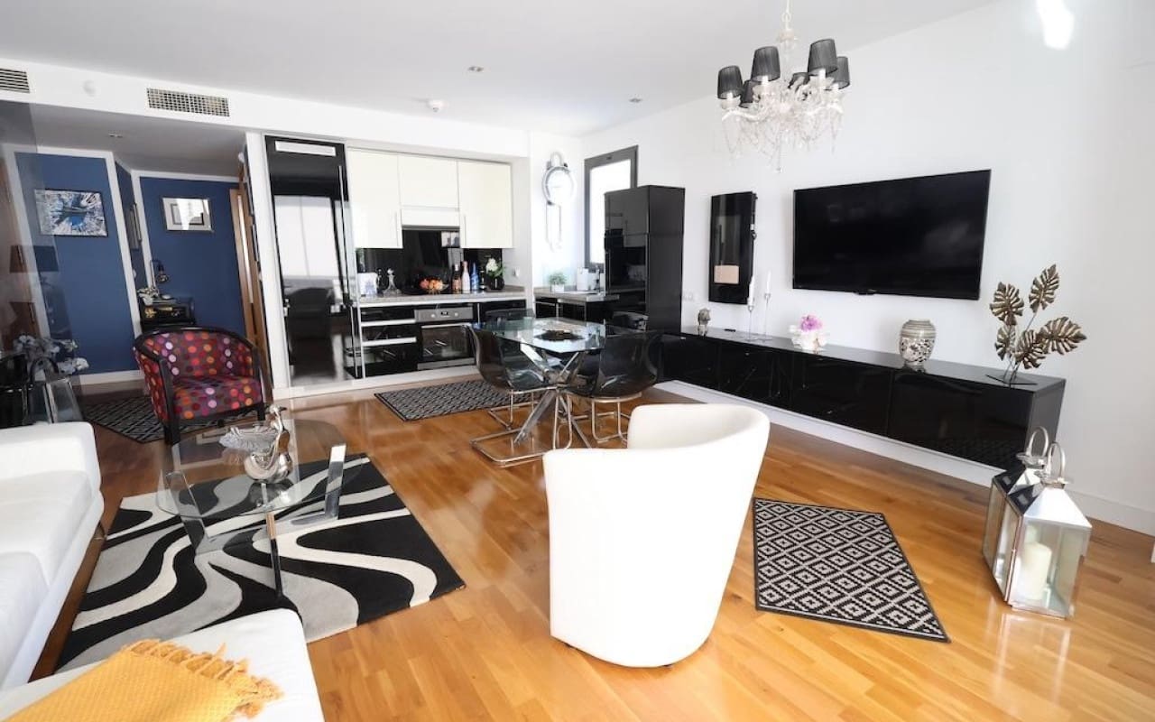 Apartamento de 2 habitaciones en Orihuela Costa en venta con piscina - 229.000 € (Ref: 9383805)