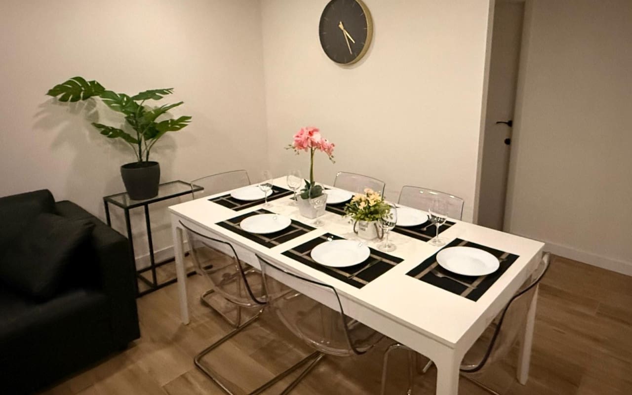 3 slaapkamer Strandappartement te koop in Torrevieja met zwembad - € 290.000 (Ref: 9383806)