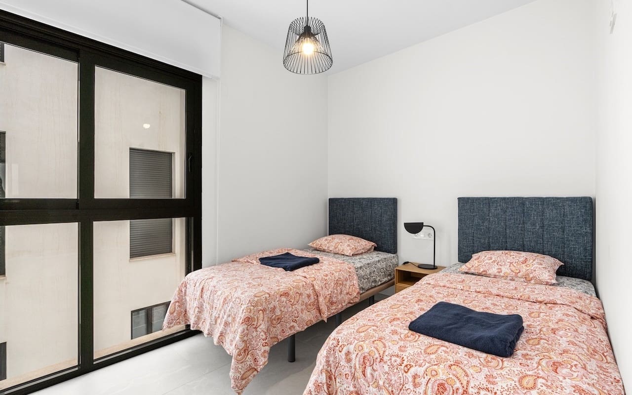 2 soverom Leilighet til salgs i Torrevieja med svømmebasseng - € 279 000 (Ref: 9383807)