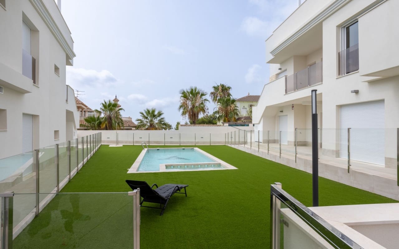 2 bedroom Penthouse for sale in Blue Lagoon with pool - € 299,500 (Ref: 9383808)