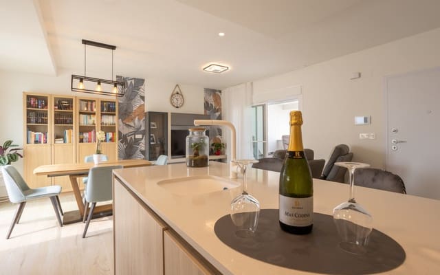 2 bedroom Penthouse for sale in Blue Lagoon with pool - € 299,500 (Ref: 9383808)