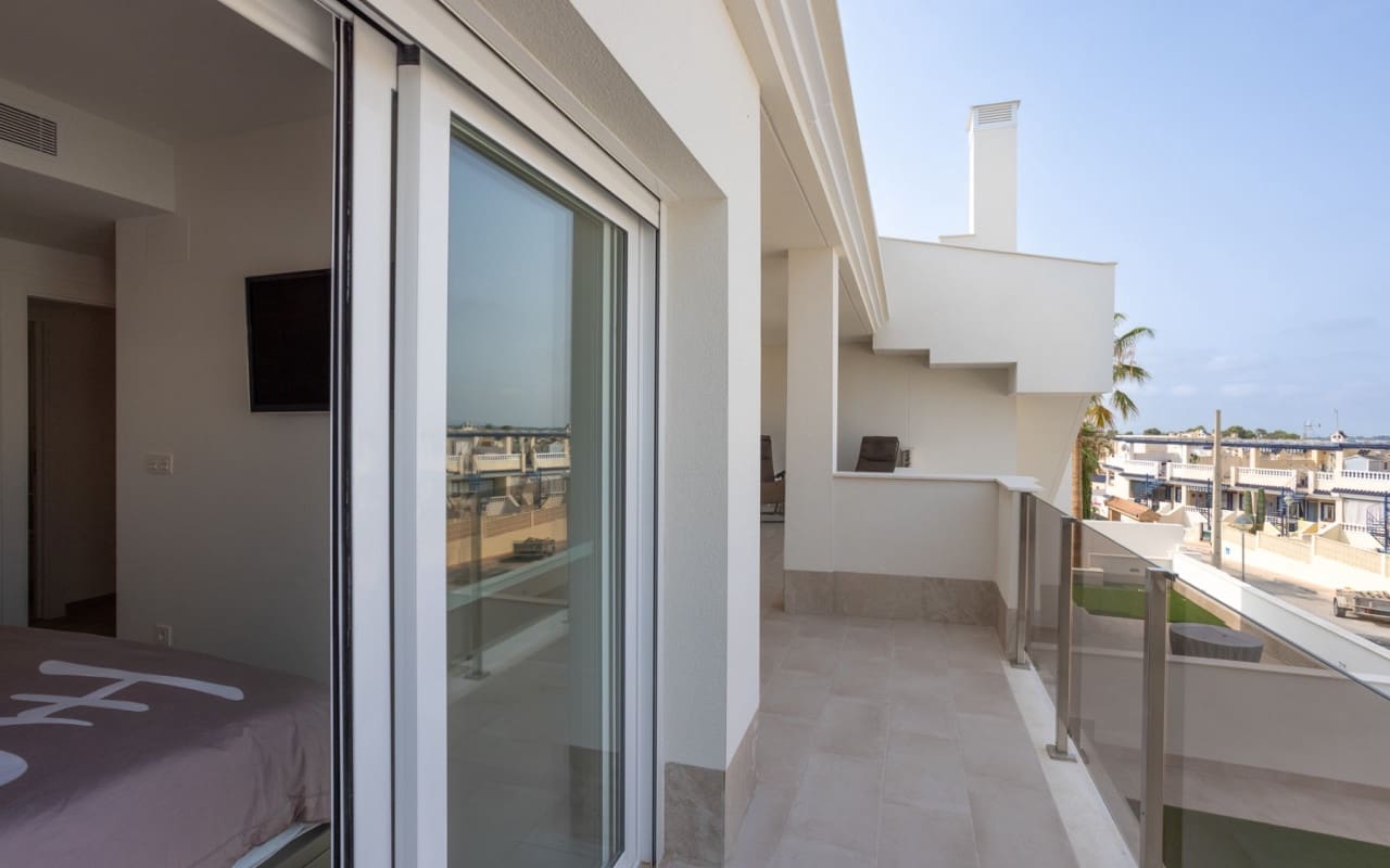 2 bedroom Penthouse for sale in Blue Lagoon with pool - € 299,500 (Ref: 9383808)
