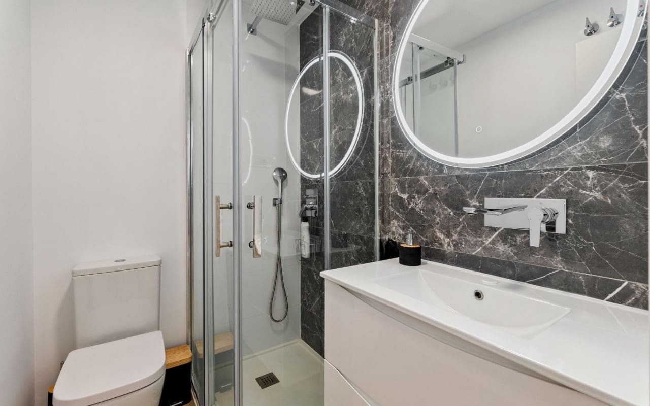 2 quarto Penthouse para venda em San Miguel de Salinas com piscina - 289 000 € (Ref: 9383809)