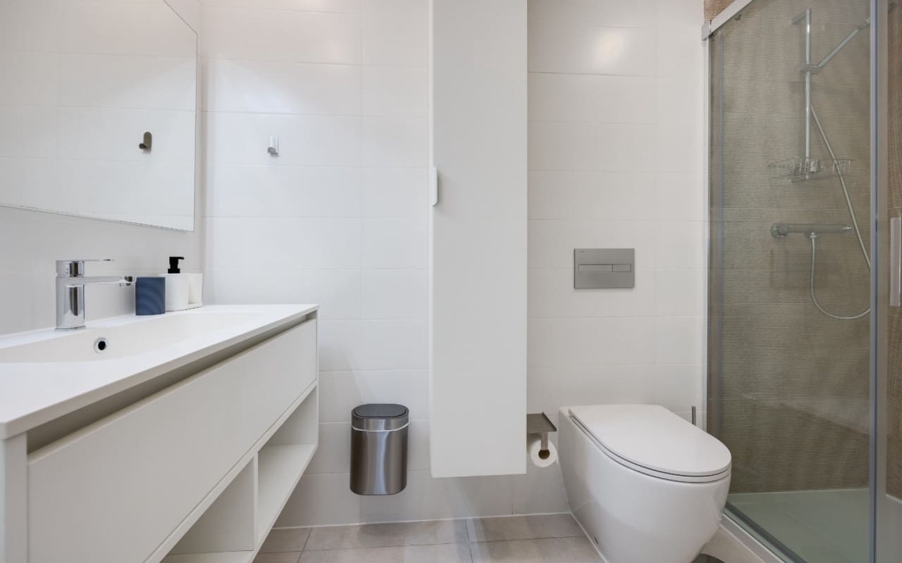 2 bedroom Apartment for sale in Playa Flamenca with pool - € 259,000 (Ref: 9383813)