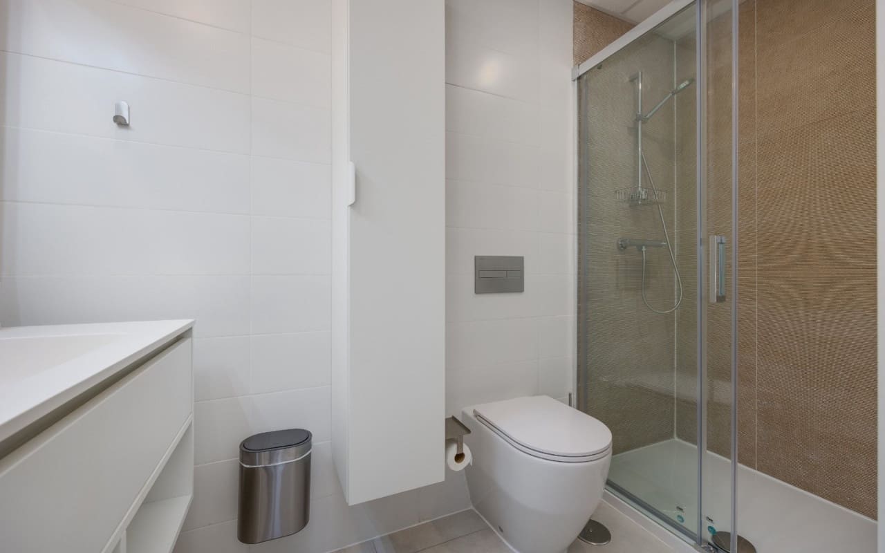 2 bedroom Apartment for sale in Playa Flamenca with pool - € 259,000 (Ref: 9383813)