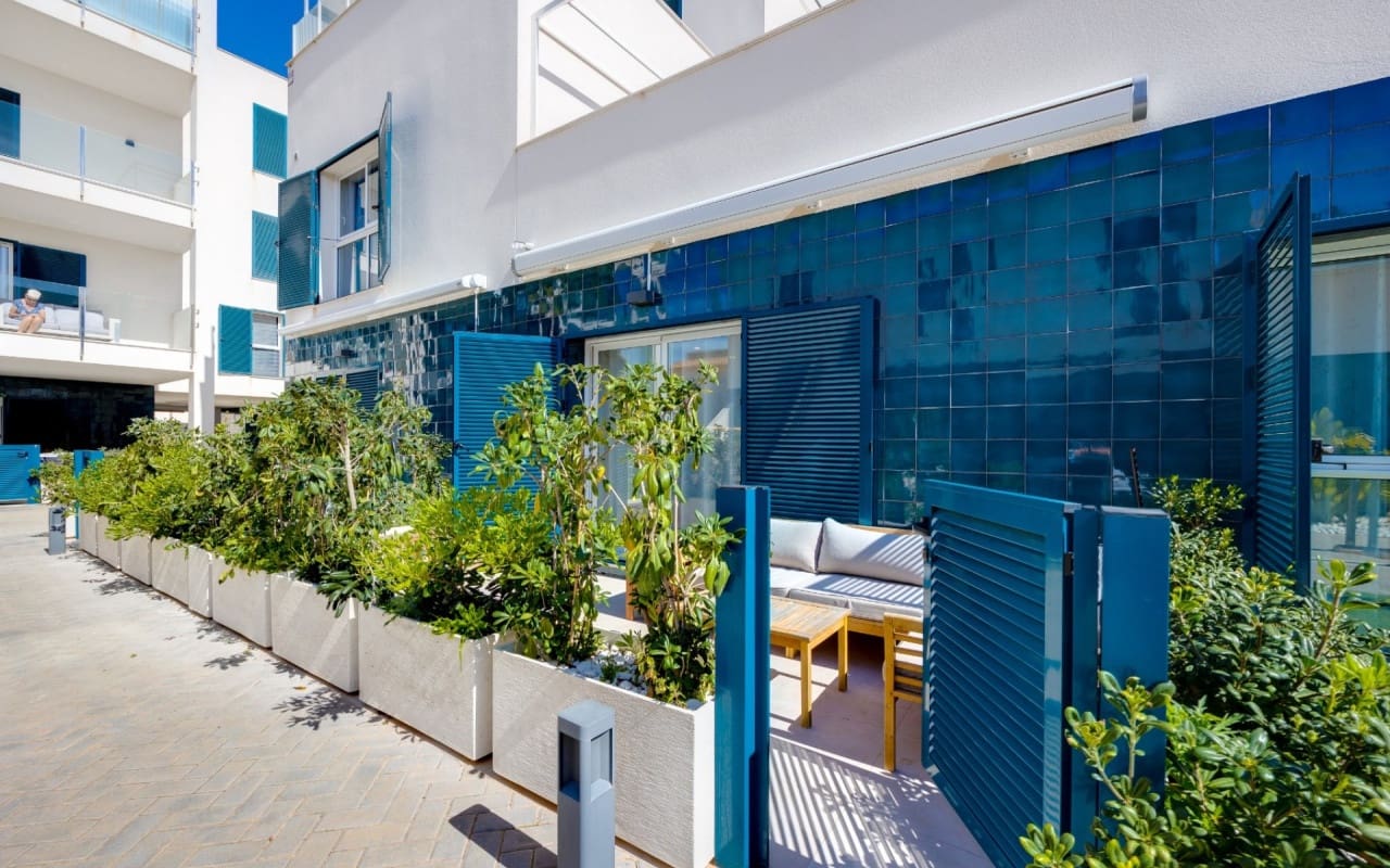 2 bedroom Apartment for sale in Playa Flamenca with pool - € 259,000 (Ref: 9383813)