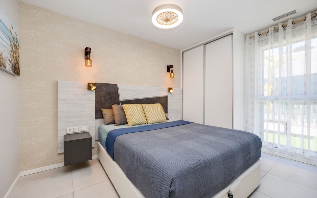 2 bedroom Apartment for sale in Playa Flamenca with pool - € 259,000 (Ref: 9383813)